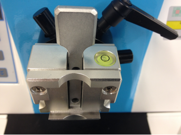 Pinza estándar compatible con biocassettes en el microtomo rotativo MR2258