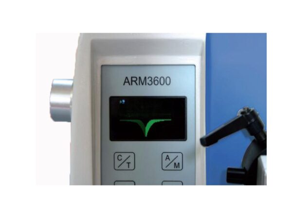 Panel digital del microtomo ARM3600 con ajuste de corte y modos automático/manual programables