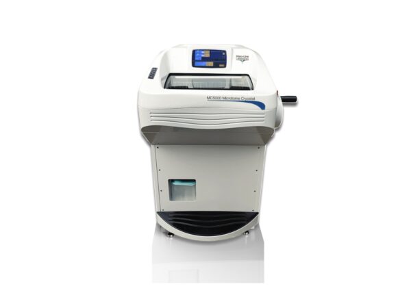 Panel de control y micrótomo encapsulado del criostato MC 5000 para cortes histológicos precisos Preguntar a ChatGPT