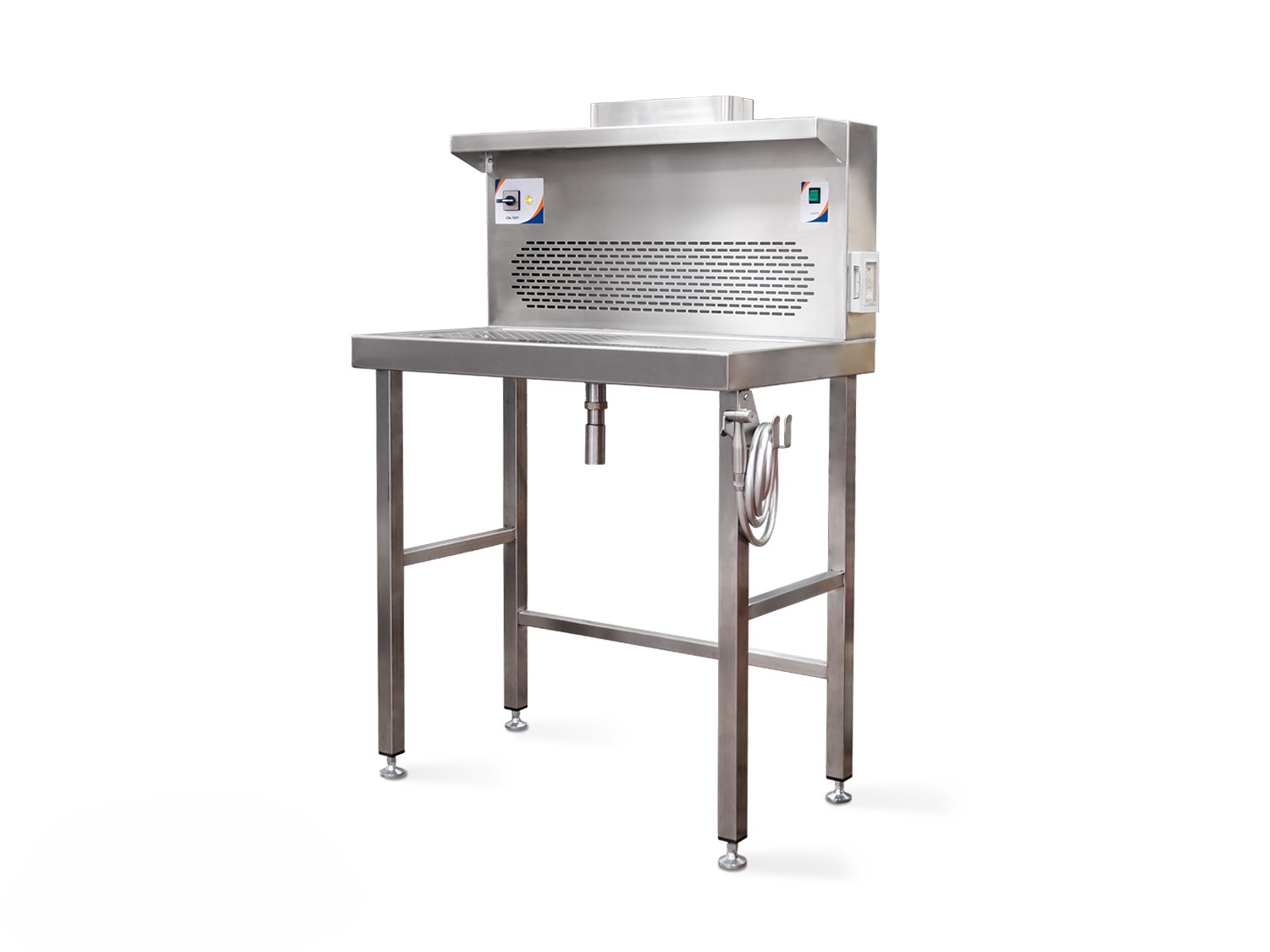 Detalle del fregadero y rociador manual en el modelo 4FW21.