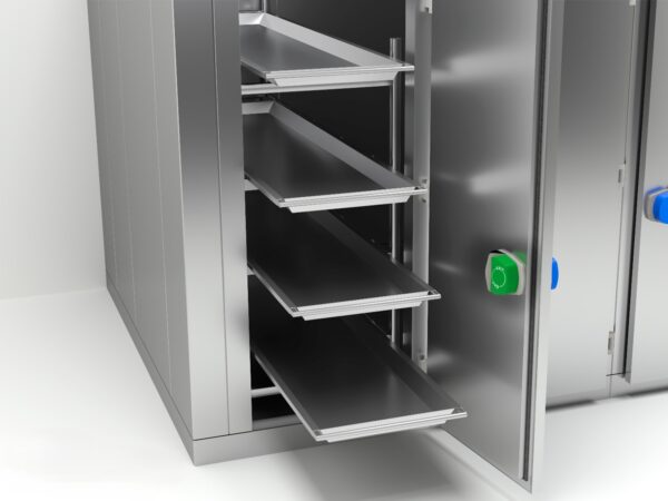 Detalle de la puerta reversible con apertura 180° y cierre magnético en cámara PC123