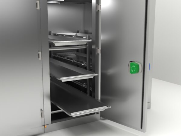 Montaje modular de cámara mortuoria con paneles aislantes de 10 cm y suelo antideslizante