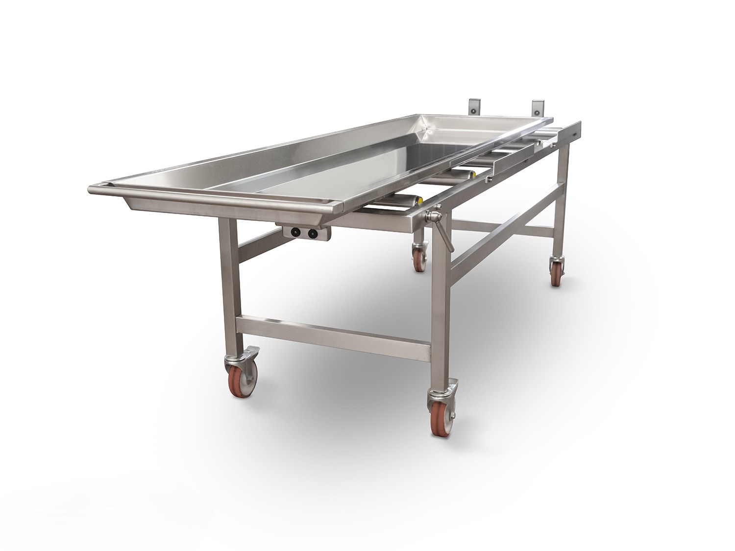 Detalle del sistema de rodillos y frenos del carro TRANSCART710-R para traslado de féretros