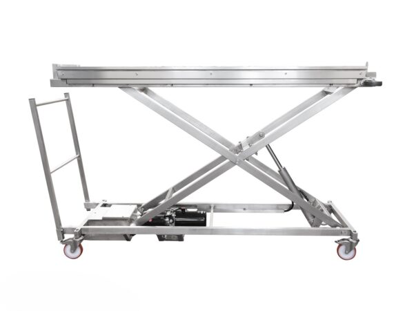 Detalle del modelo TRAYLIFT con báscula digital integrada para pesar cuerpos durante el traslado.